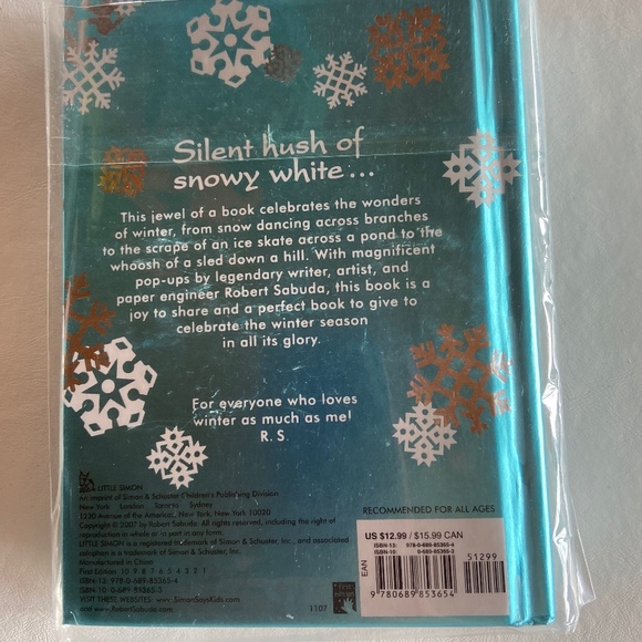 Winter in White collectible pop-up book by Robert Sabuda - Picture 2 of 5